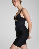 SPANXsupersculpt™ Transform High-Waisted Mid-Thigh Short | Very Black